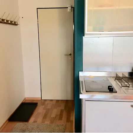 公寓 Nice Apartment, Next To University, Wifi Free Parking